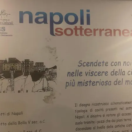 Casa Gioia, Tra Palazzo Reale,lungomare E Monte Echia Apartment