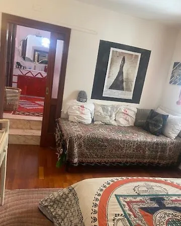 Casa Gioia, Tra Palazzo Reale,lungomare E Monte Echia Naples